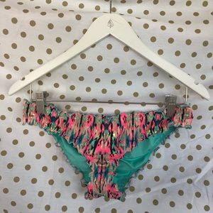 Never been worn Target Ruffle bikini bottoms